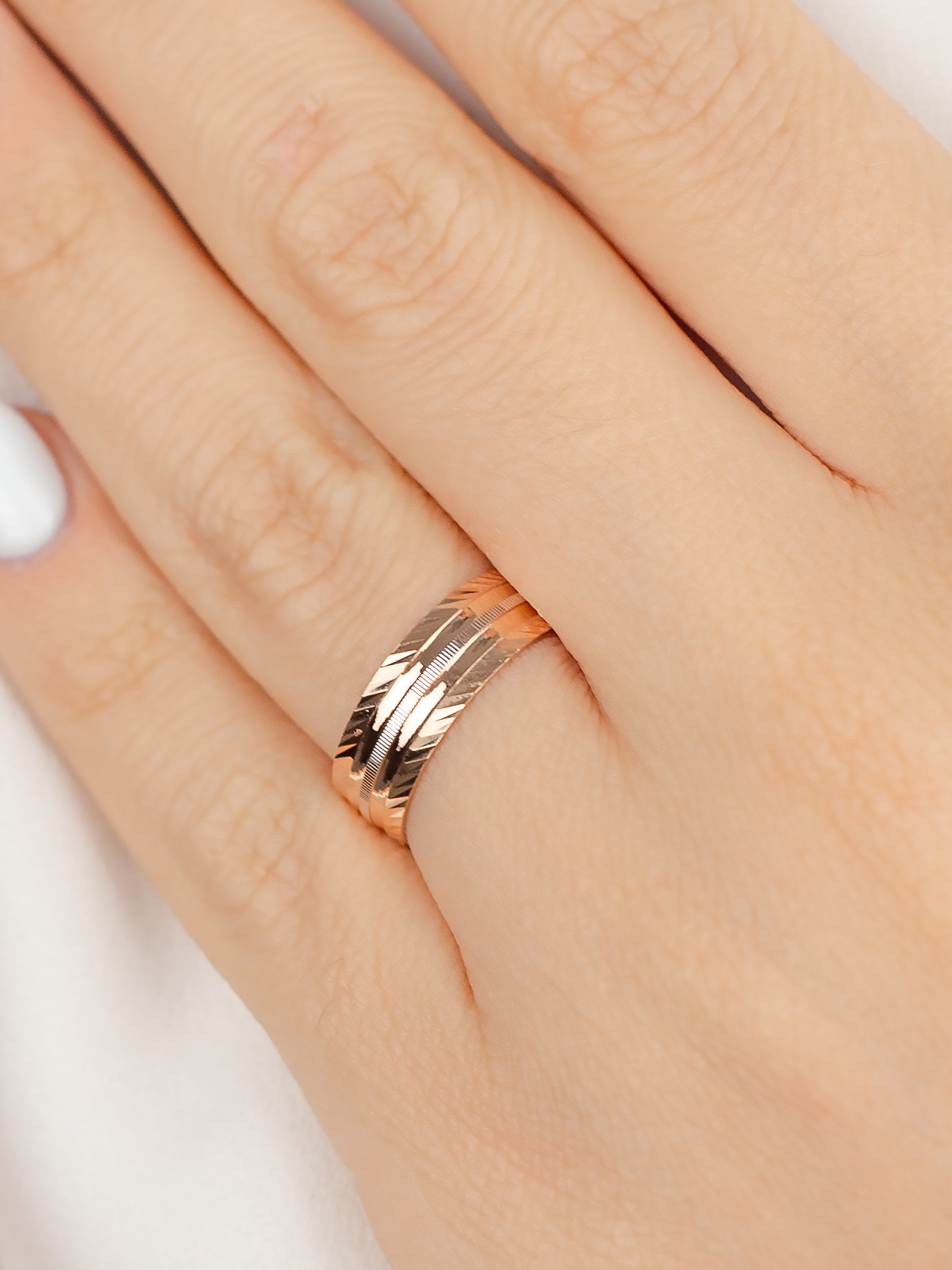 Кольцо без вставок B-47205-J 2